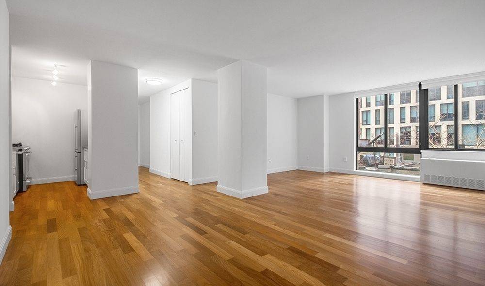 Spacious Studio in Gramercy Park Newly Renovated No Fee