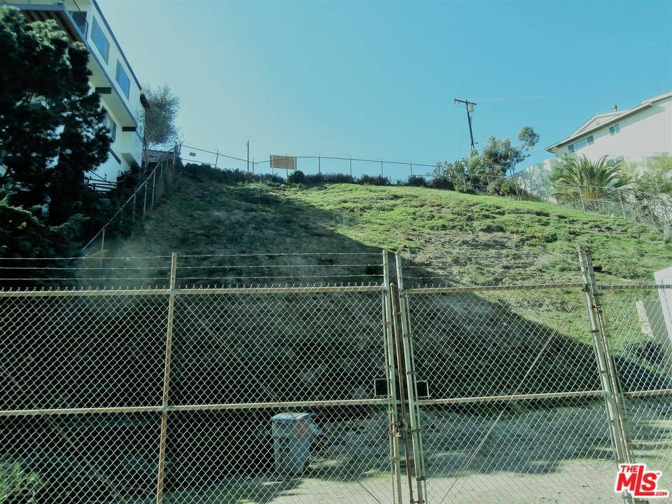 Great Opportunity to build your dream home on this fabulous downhill home-site with city views in beautiful Playa Del Rey