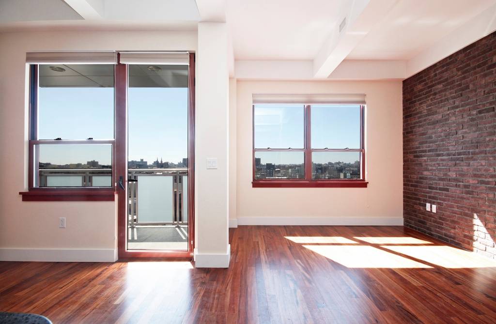 **NO FEE** MASSIVE 2BR WITH BALCONY IN ONE OF WILLIAMSBURG'S BEST LUXURY ELEVATOR BUILDINGS!
