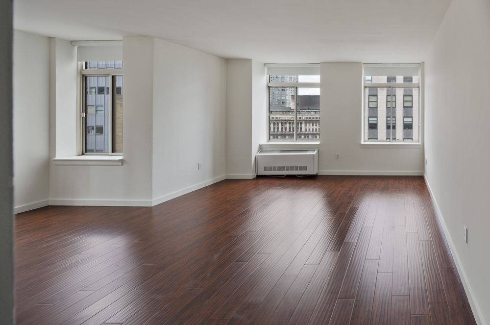 652 Sq Ft Studio Rental Unit In the Financial District