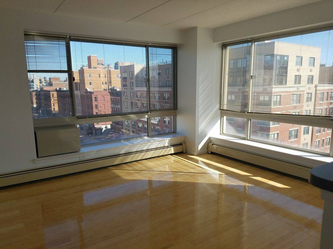 Luxury Two Bedroom Rental In South Harlem