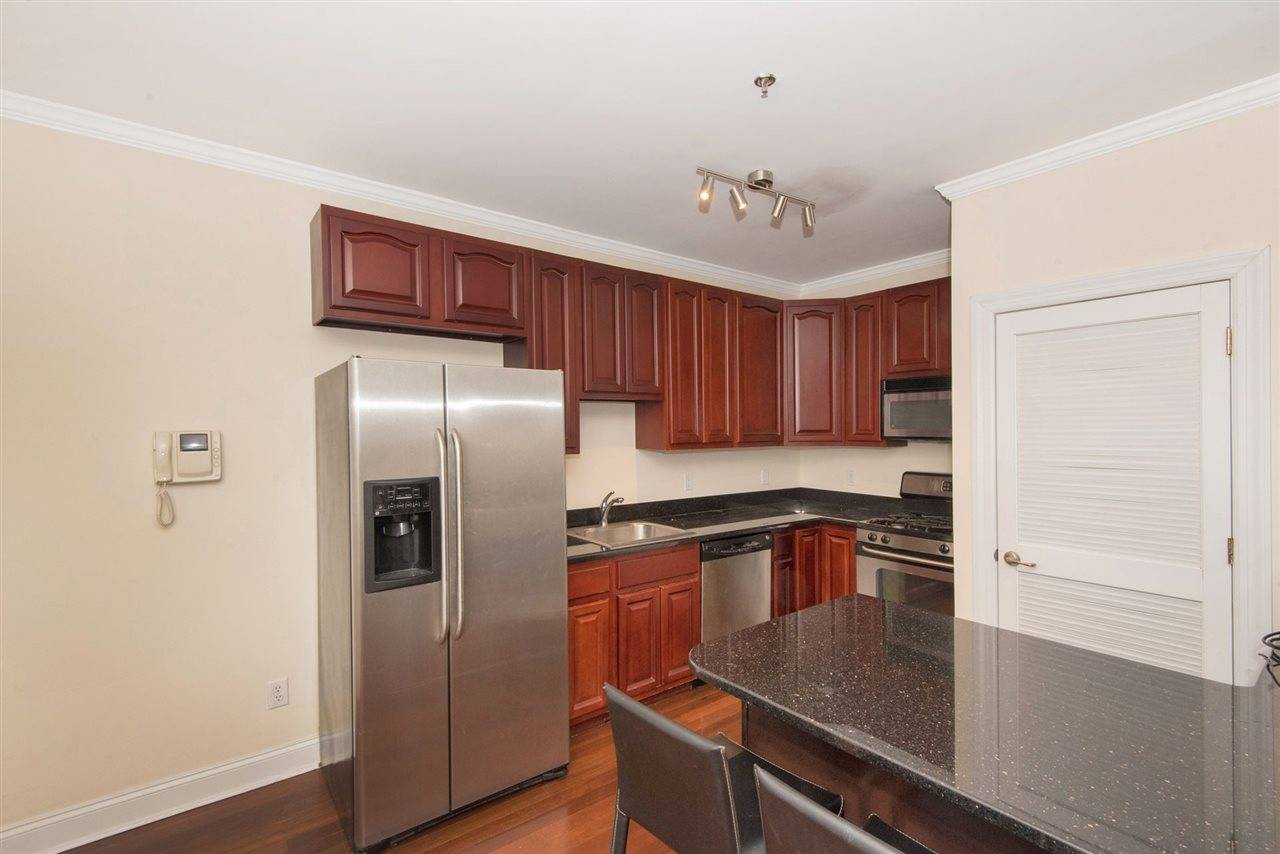 Welcome Home - 2 BR Condo New Jersey
