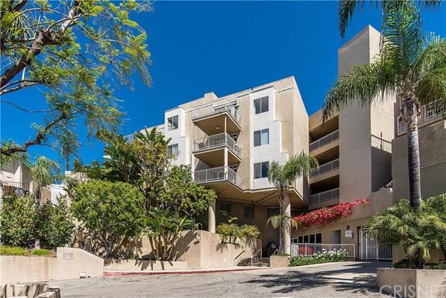 Superb lease opportunity in the sought after Beachwood Canyon Estates