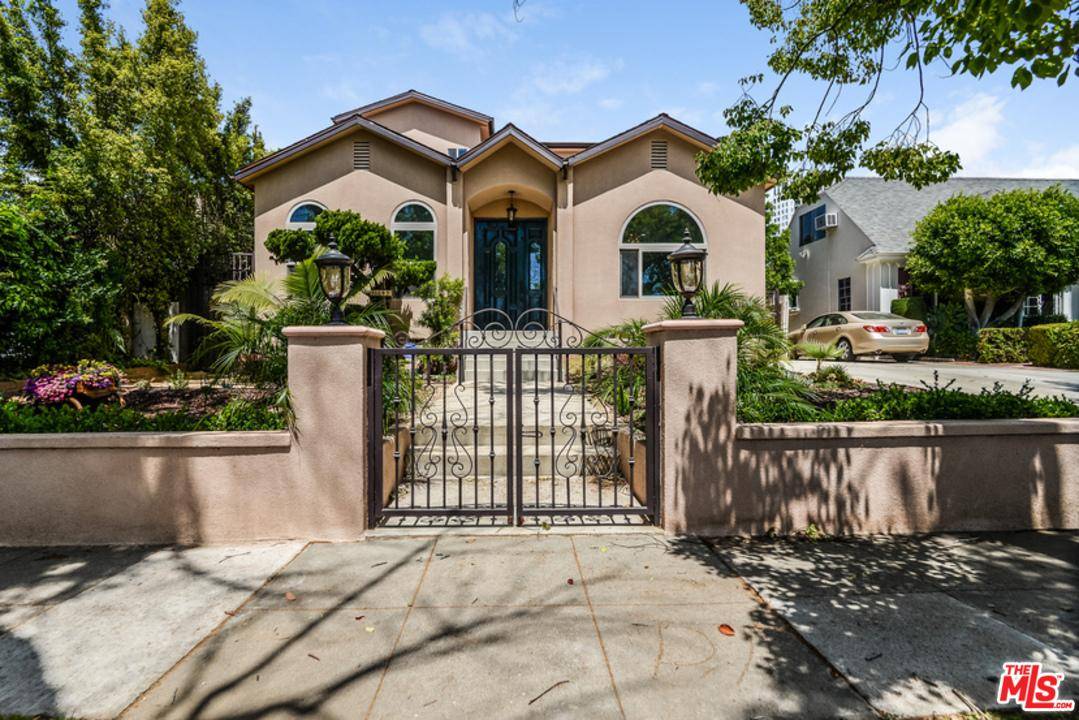 Beautifully rebuilt over the last 5 years - 5 BR Single Family Westwood Los Angeles