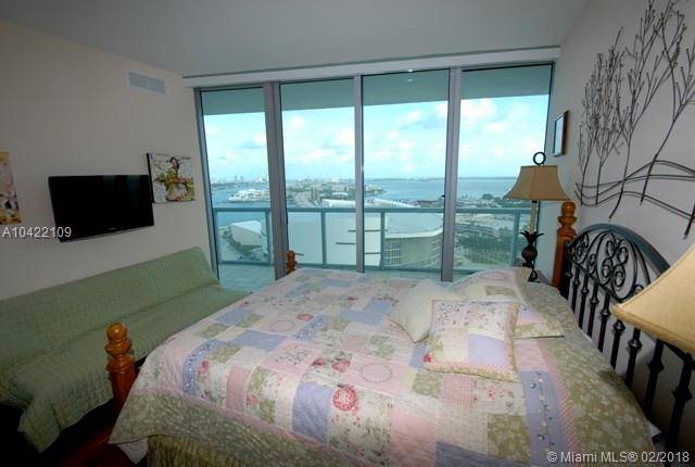 Stunning 2 bedrooms/2 - MARINABLUE CONDO 2 BR Condo Miami