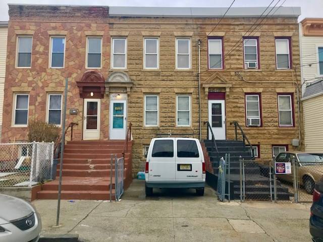 Newly renovated Bright - 2 BR New Jersey