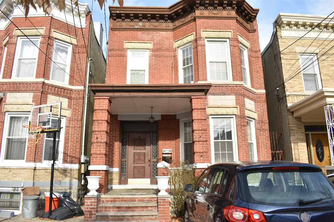 Spacious and exquisitely renovated 2 Bedroom / 1 Bath 1st floor unit in a meticulously kept 2-Family home in desired Reservoir Weehawken area