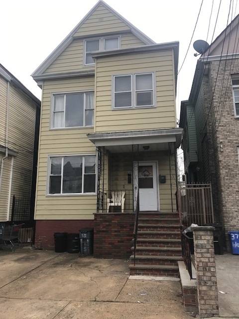 Spacious 2 family home - Multi-Family New Jersey