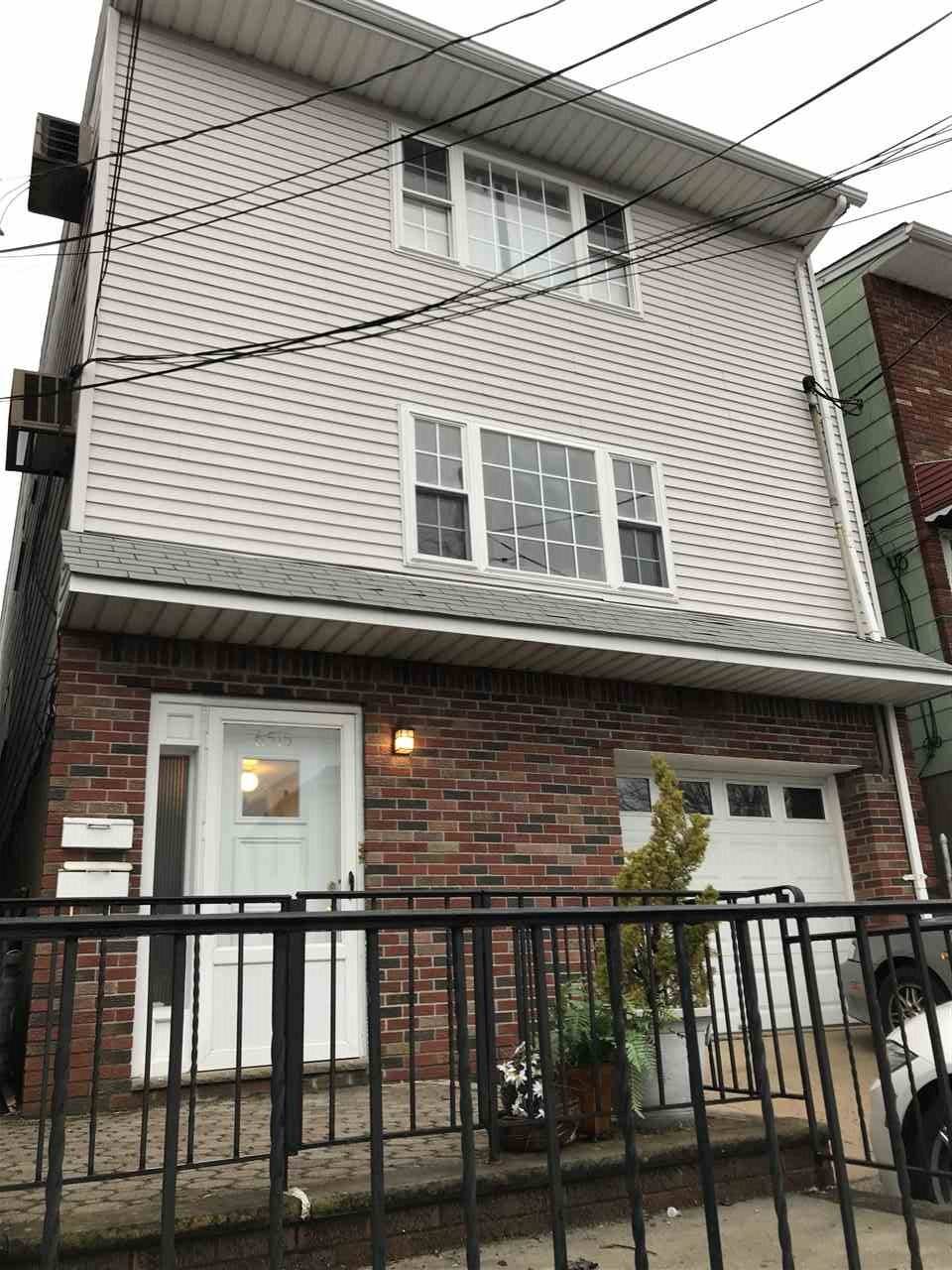 1st Floor apartment completely renovated - 3 BR New Jersey