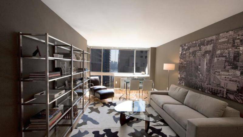 High Floor 1 Bedroom in Luxury Fidi Building - No Fee -