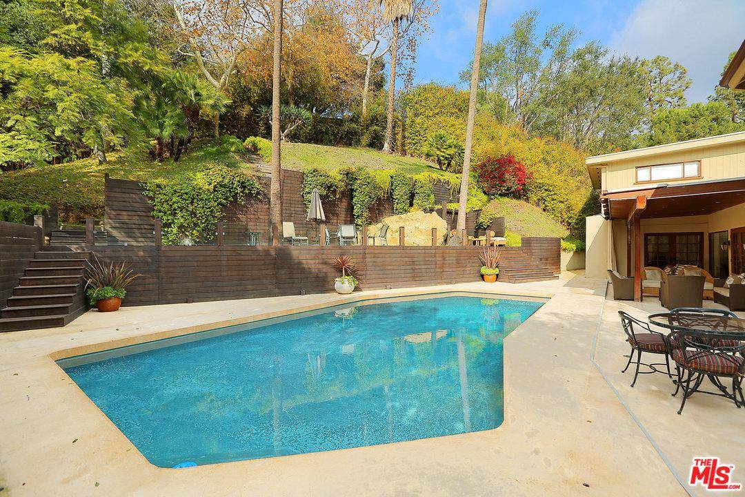 Scrumptious home in prime Bel Air location - 5 BR Single Family Bel Air Los Angeles