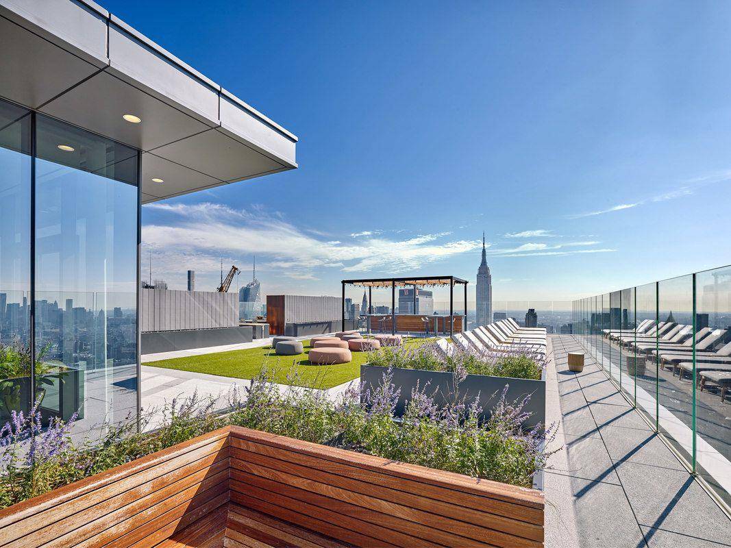 Hudson Yards: No Fee One Bedroom in Luxury New Development