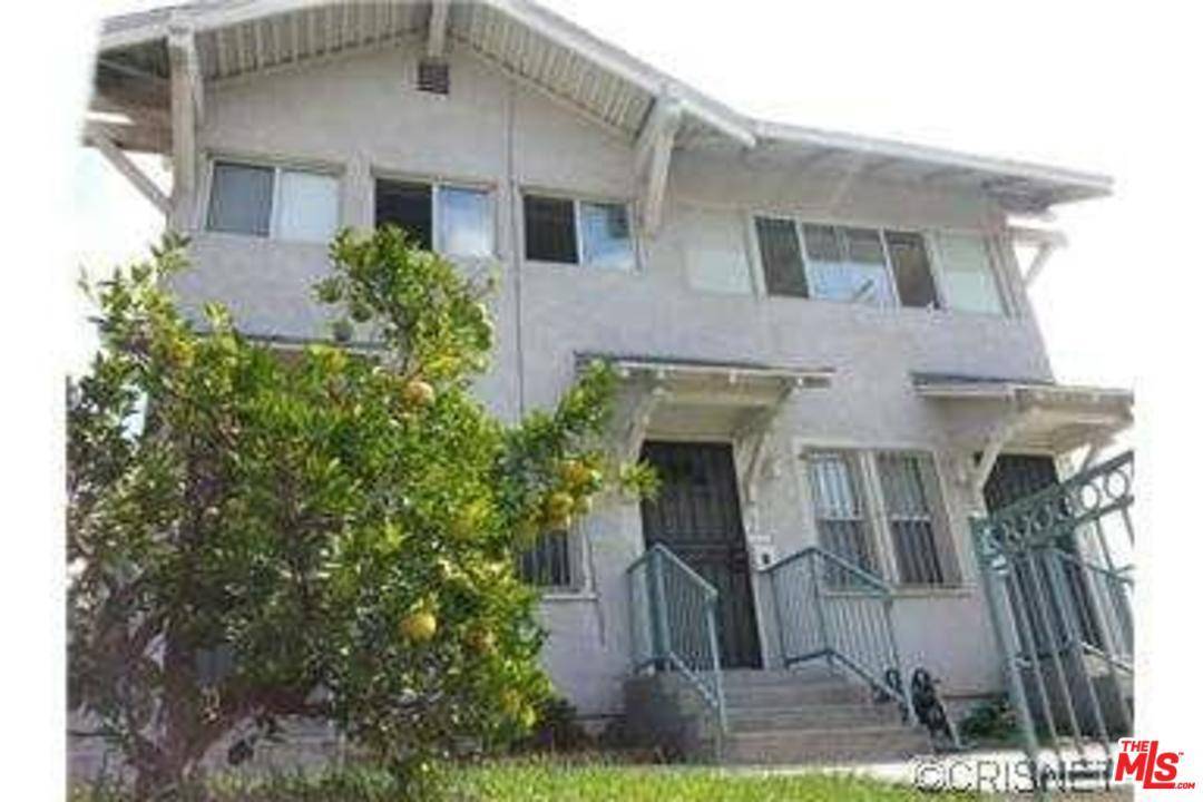 Excellent investment opportunity - 5 BR Triplex Los Angeles