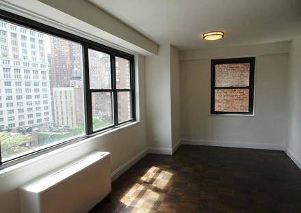 **PERFECT GRAMERCY PARK LOCATION**FLEX 2 BEDROOM**ELEVATOR/DOORMAN/LAUNDRY BUILDING**STEPS FROM UNION SQUARE