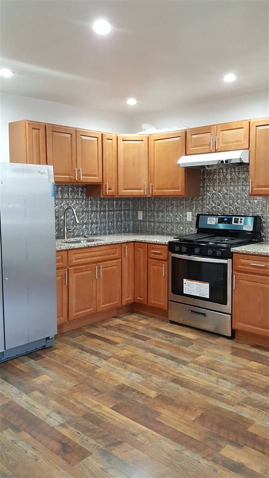 Rent out this newly - 1 BR New Jersey