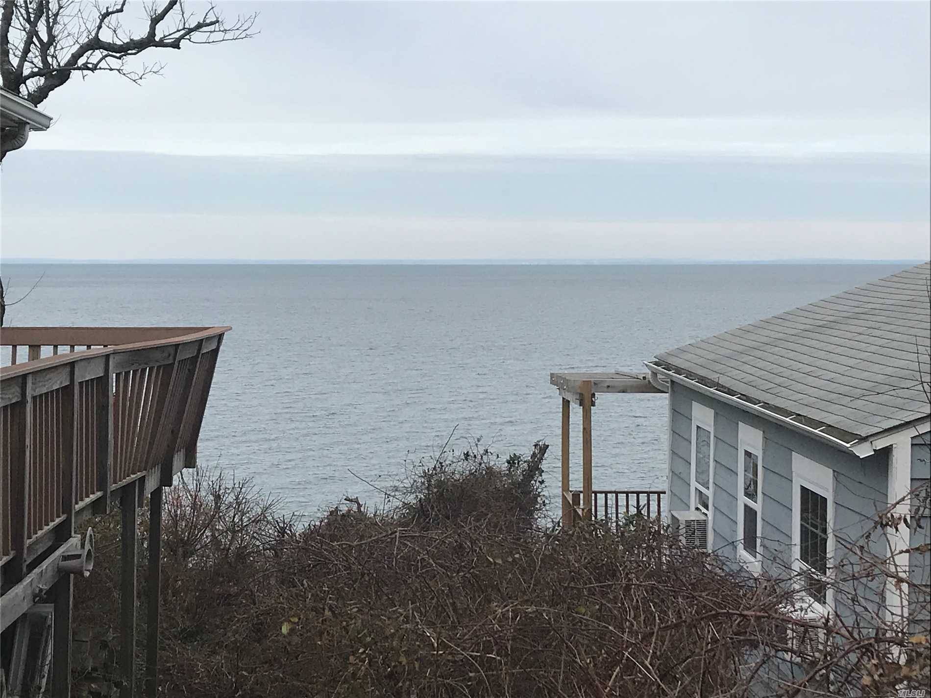 Views From This Charming Rental In Desirable Beachfront Community Of Woodcliff Park.