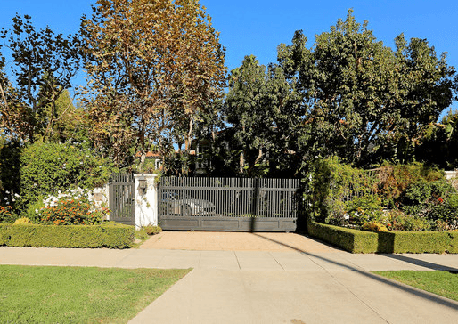 Stunning Gated Estate in Beverly Hills!