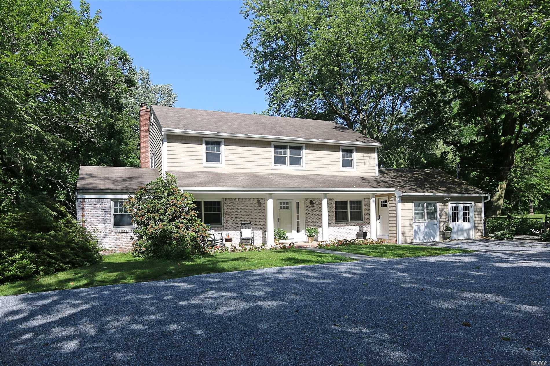 Large Colonial In The Heart Of Huntington On 1.