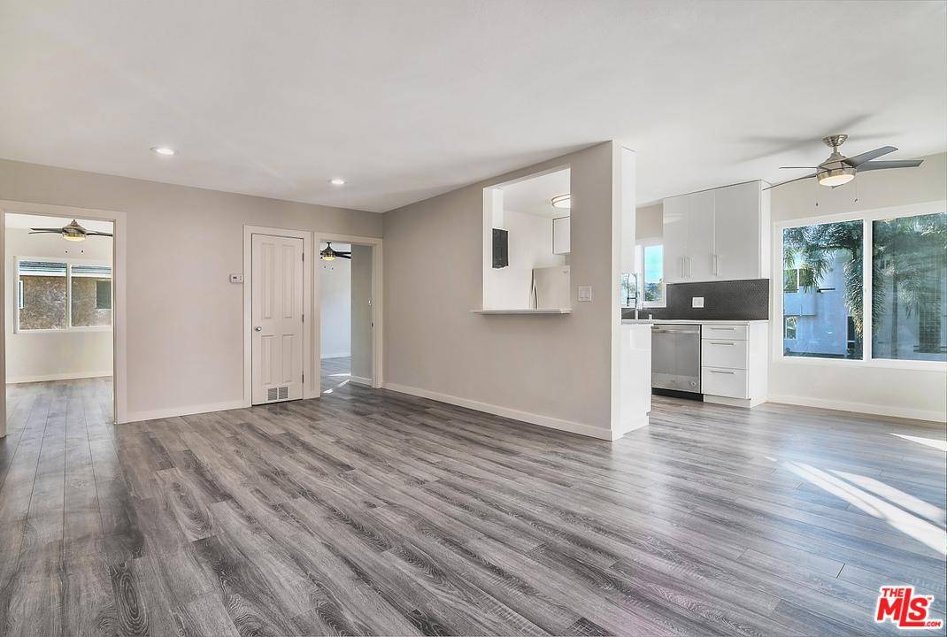 Welcome to a brand new 2018 remodeled West Hollywood luxurious apartment with brand new appliances ( including in-unit Washer and Dryer