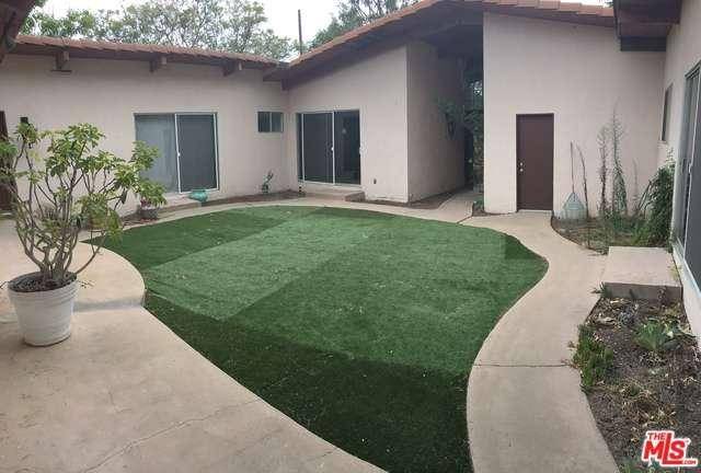 Light and bright unit - 1 BR Single Family Los Angeles