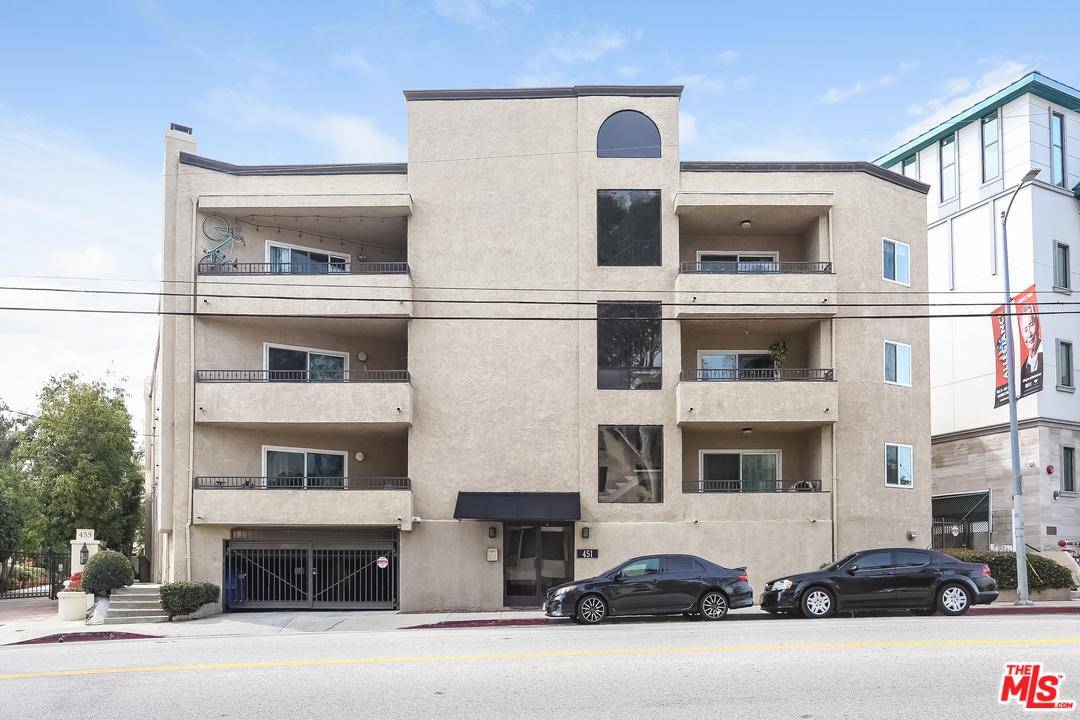 Don't miss this spacious - 1 BR Condo Los Angeles