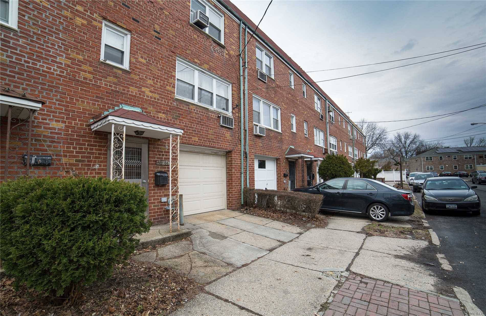 Well-Kept, Spacious Brick Home On A 20' Wide Lot In The Heart Of Kew Garden Hills.