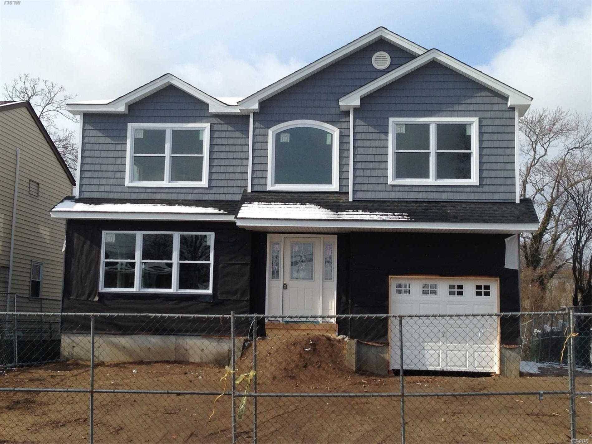 Beautiful Brand New Construction,Colonial 4 Br 2.