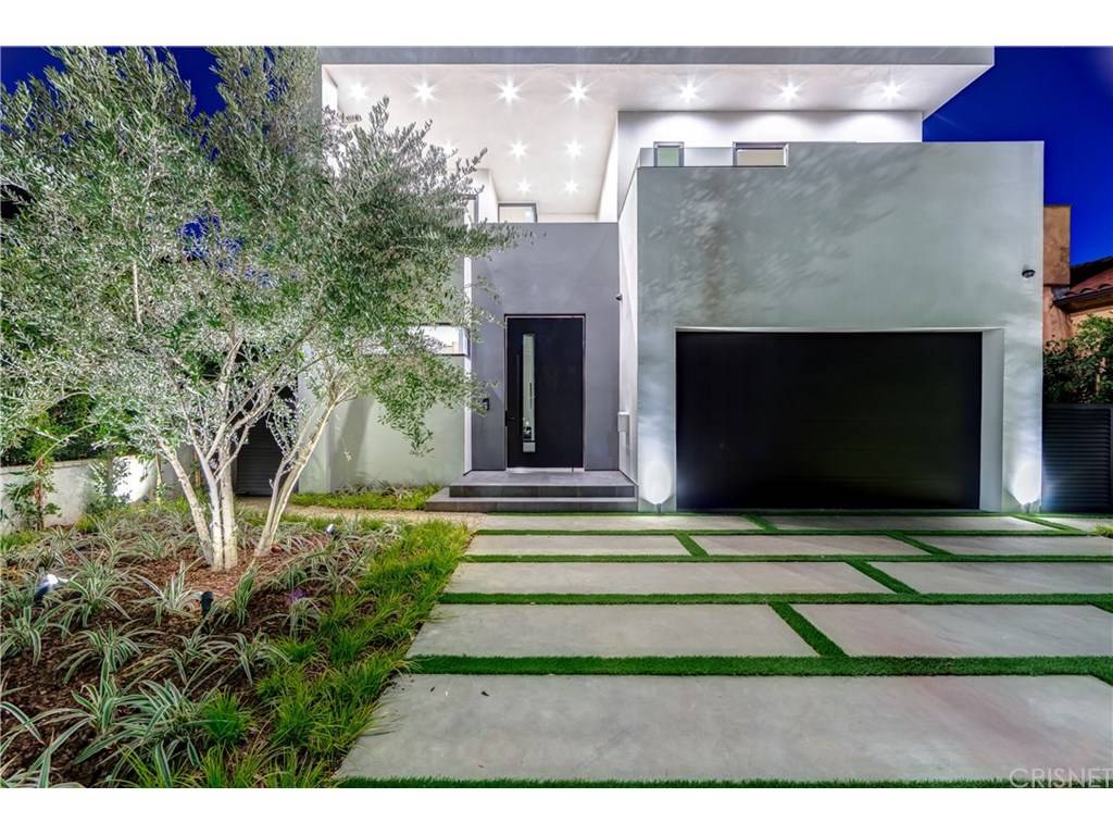 Newly Constructed Contemporary Modern Masterpiece - 4 BR Single Family Beverly Grove Los Angeles