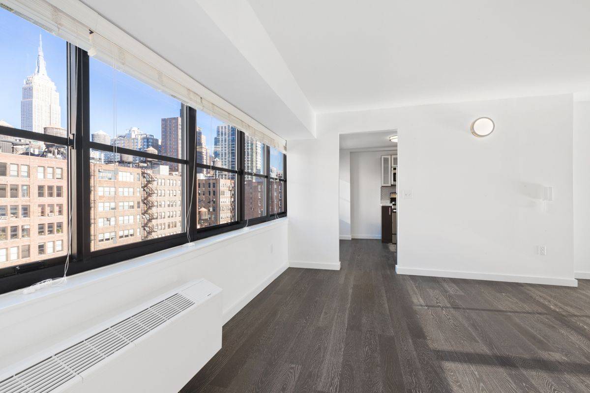 Newly Renovated 3 Bedroom 2 Bathroom Apartment In A High-Rise Luxury New Building Located In The Heart Of Chelsea