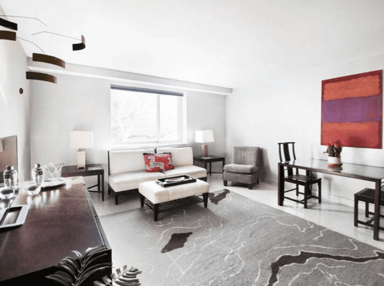 BEAUTIFULLY DESIGNED SOHO ONE BEDROOM WITH DOORMAN - $4,700
