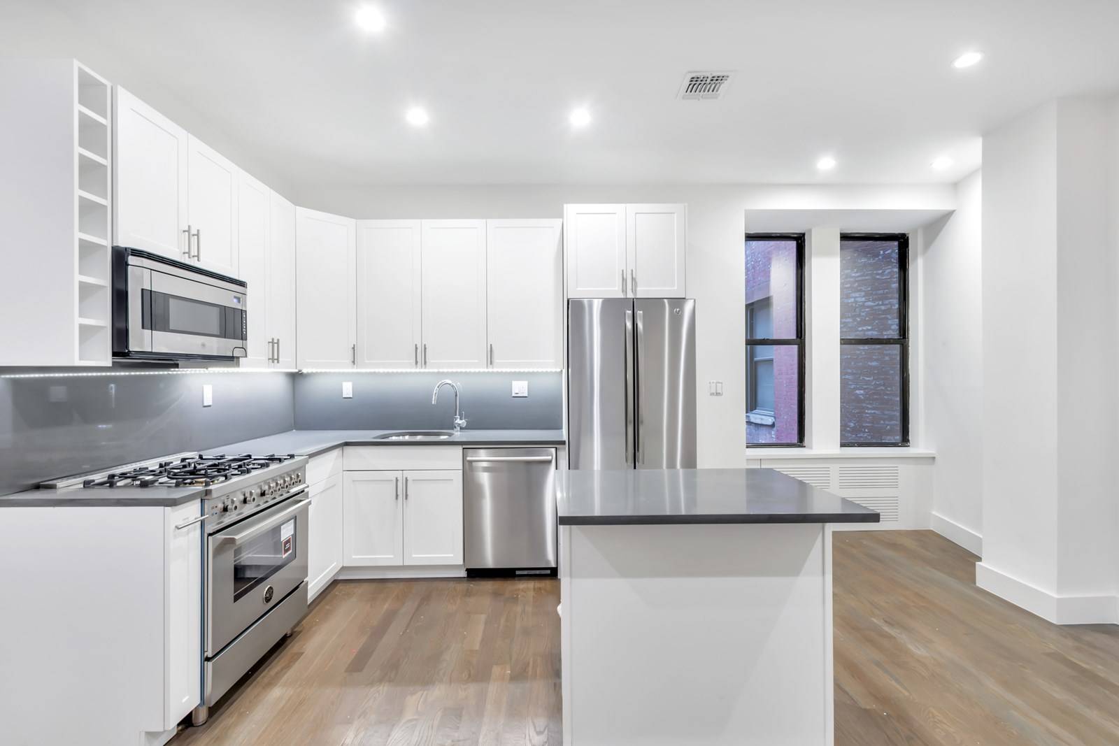 NEWLY RENOVATED 3 BEDROOM 2 BATH APARTMENT...MADISON AVENUE..NEAR 6, N, AND R TRAINS
