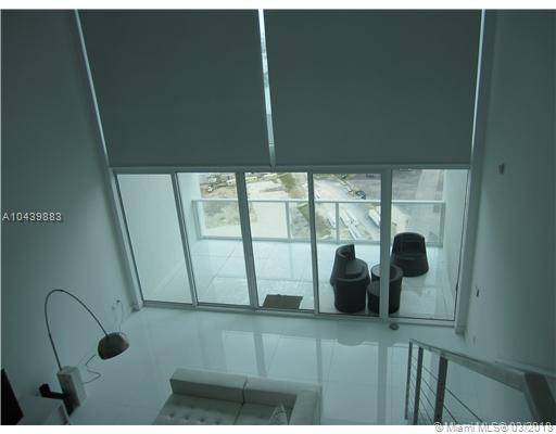 THE MOST SPECTACULAR UNIT IN ALL DOWNTOWN - TEN MUSEUM PK RESIDENTIAL 2 BR Condo Brickell Miami