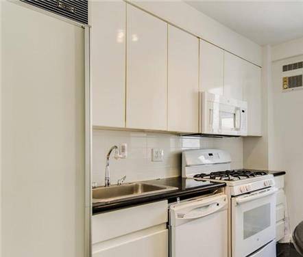 Furnished Alcove Studio in Central Park South
