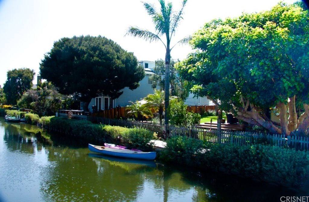 One of the last undeveloped lots in the Venice Canals