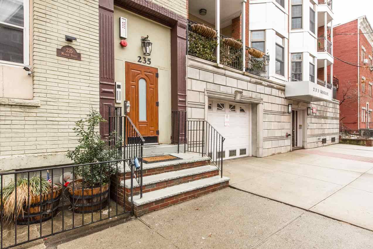 Great space to start your Hoboken ownership - 1 BR Condo New Jersey
