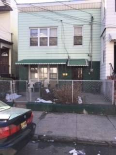 Modest 1 family new to market - 3 BR New Jersey