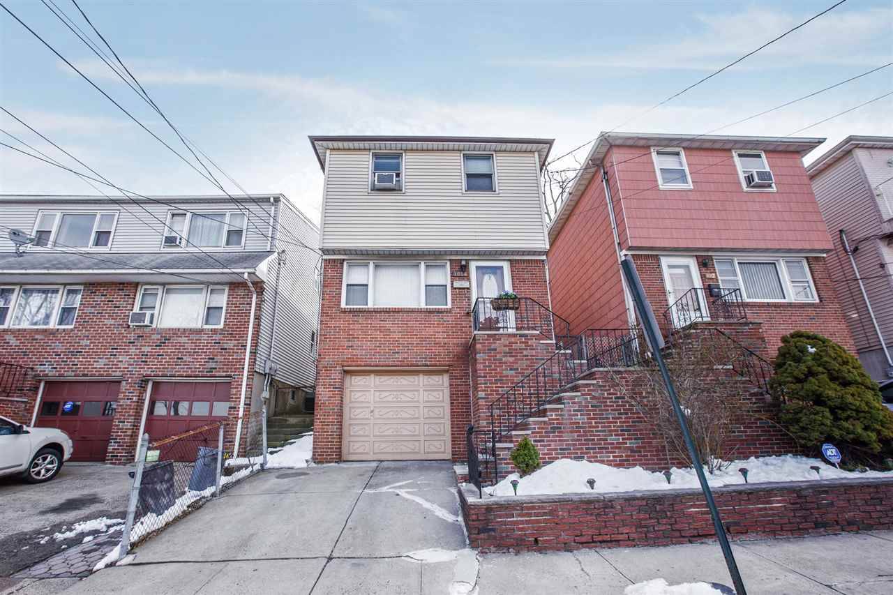 Located on a quiet street in North Bergen - 4 BR New Jersey