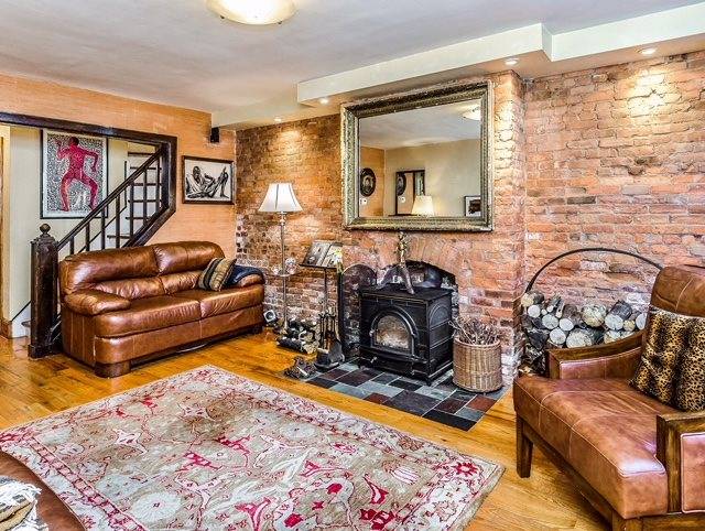 Enjoy this rare and thoughtfully appointed single family home right across the street from newly restored Lincoln Park