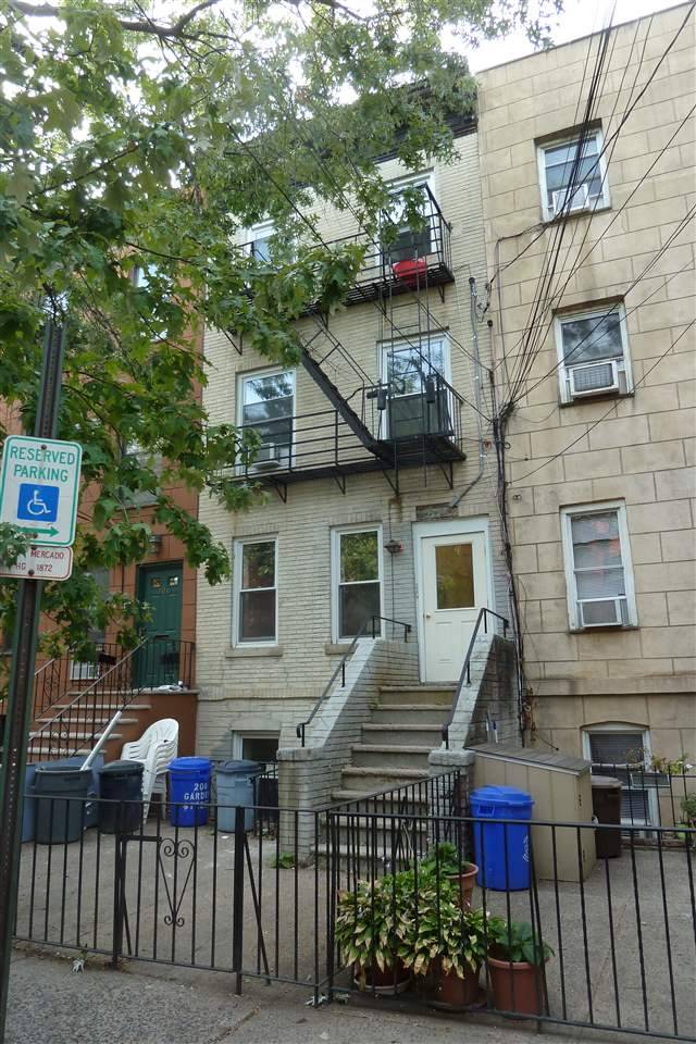 Large 1 Bedroom Apartment - 1 BR New Jersey