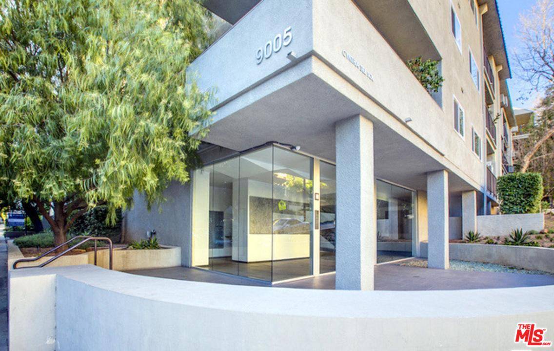 First floor 1 bedroom 1 bath condo on Cynthia Street in the popular Norma triangle area of West Hollywood