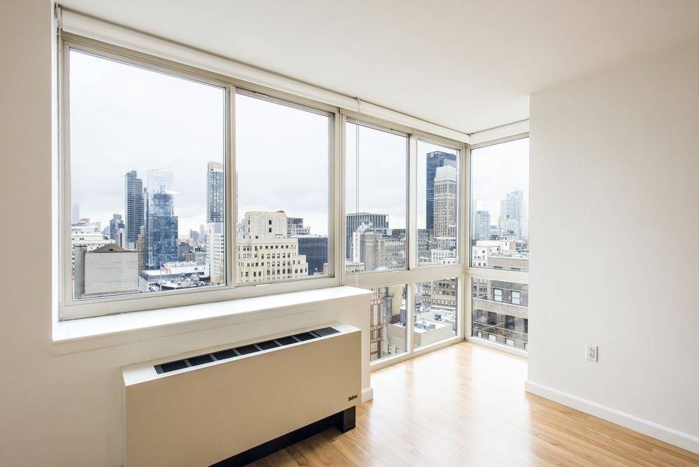 - NO FEE - BRIGHT South Facing 1 Bedroom, with amazing City Views and Abundant Closet Space!! LUXURY Midtown West Doorman Building