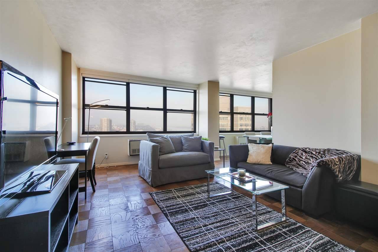 Enjoy direct views of the Hudson River & NYC in this stunning 1 Bedroom / 1