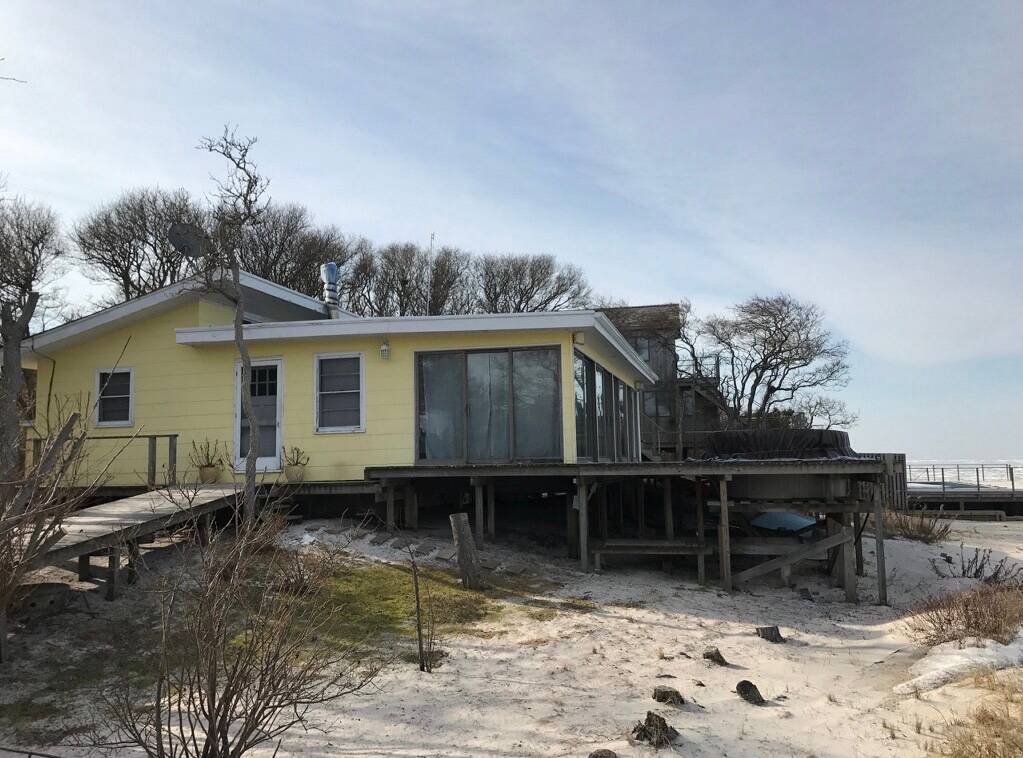 Fire Island Pines Share 2018, only EIGHT MINUTE walk to TEA!