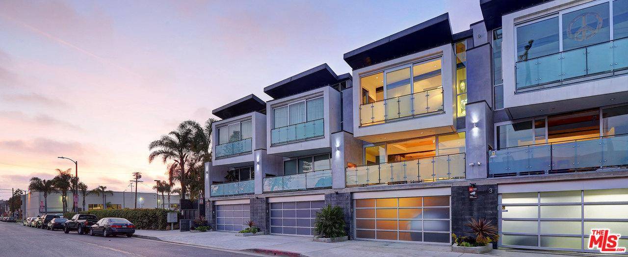 Stunning architectural 3-bedroom - 3 BR Townhouse Venice Los Angeles
