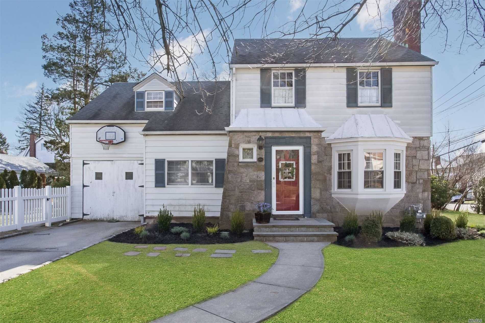 Beautiful Three Bedroom Colonial In Heart Of Malverne.