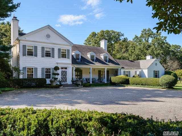 Fabulous 6+ Acre Estate Close To Town, Schools And Shopping.