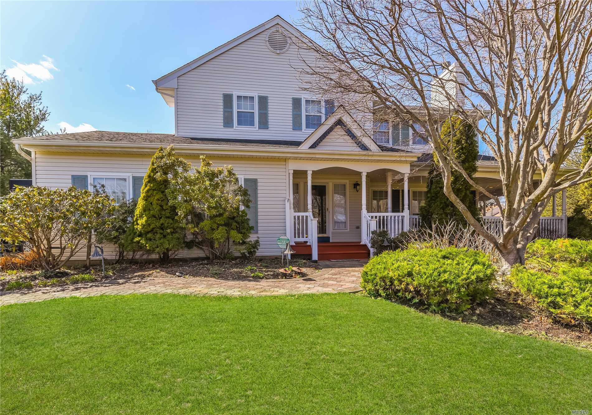 Immaculate Briarcliff Home In The Desirable Gated Community At Three Village Club.