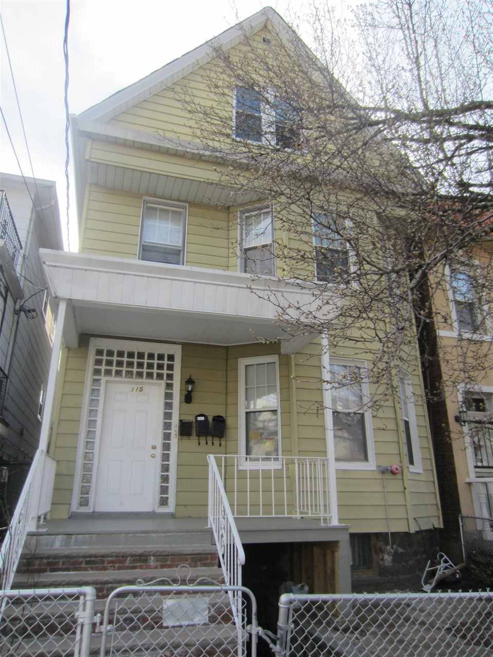 Just Renovated spacious & bright apartment - 2 BR New Jersey