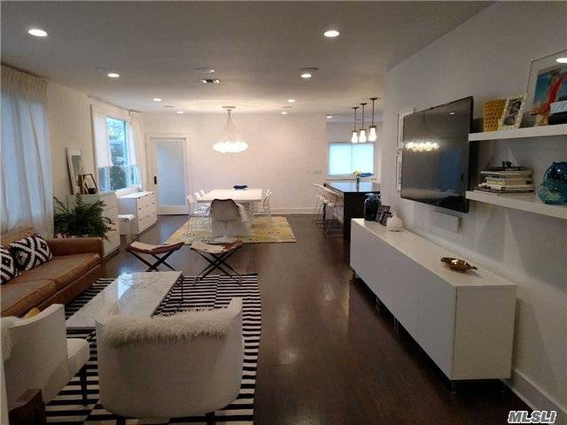 Long Beach - Designer Home....