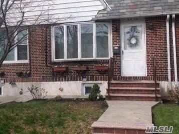 Desirable 3 Bdrm, 2 Bath Townhouse , Entry Foyer W/ Coat Closet, Family Rm, Formal Dining, Spacious Kitchen, Finished Basement W Ose.